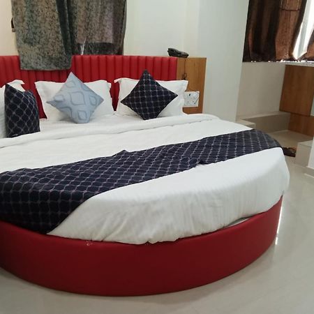 Hotel Rk Villa Vadodara Zewnętrze zdjęcie