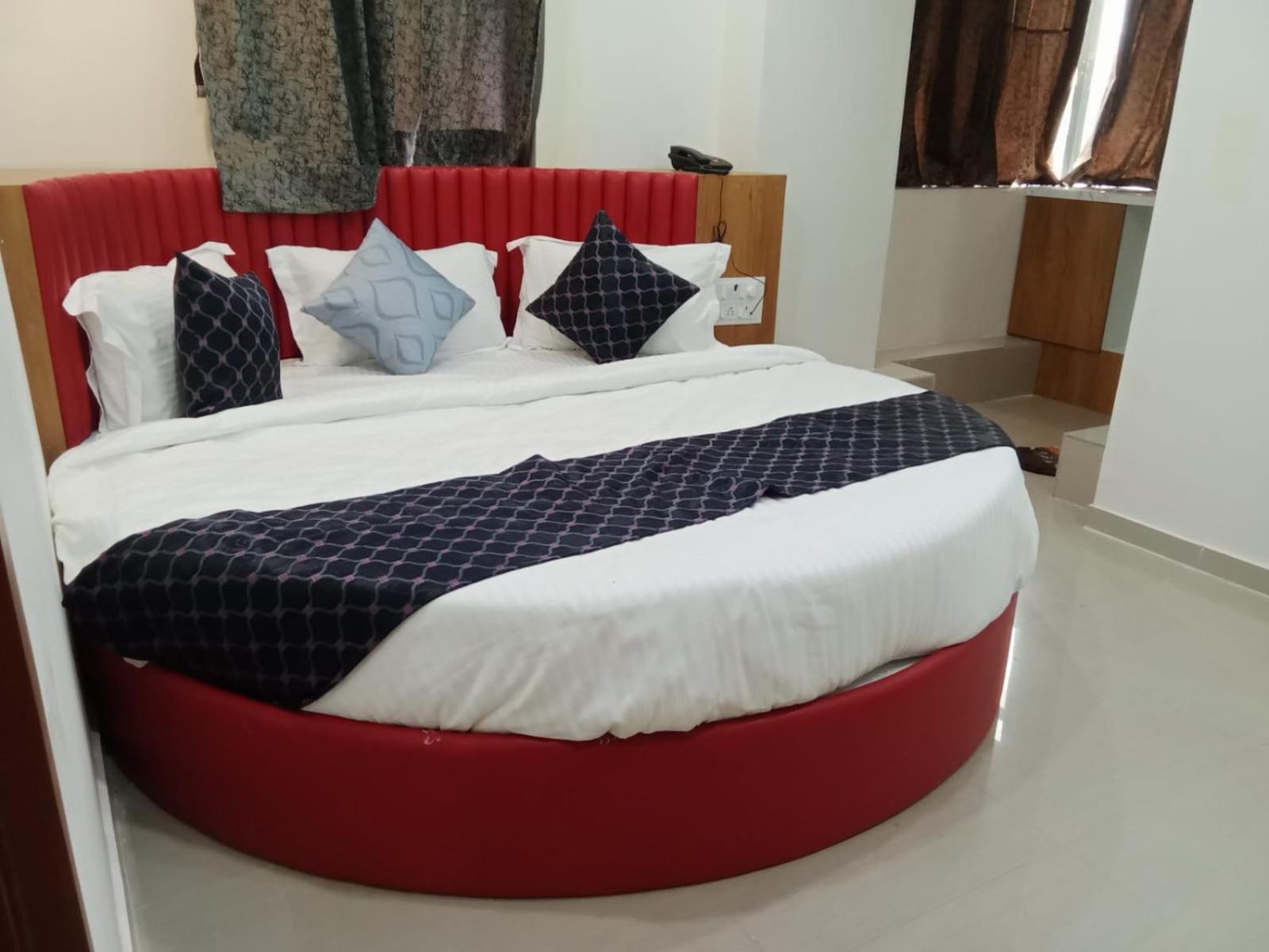 Hotel Rk Villa Vadodara Zewnętrze zdjęcie